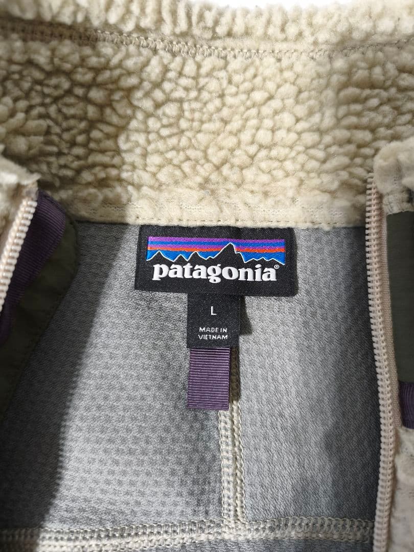 【patagonia】 フリースベスト Lサイズ ベージュ/カーキ　美品
