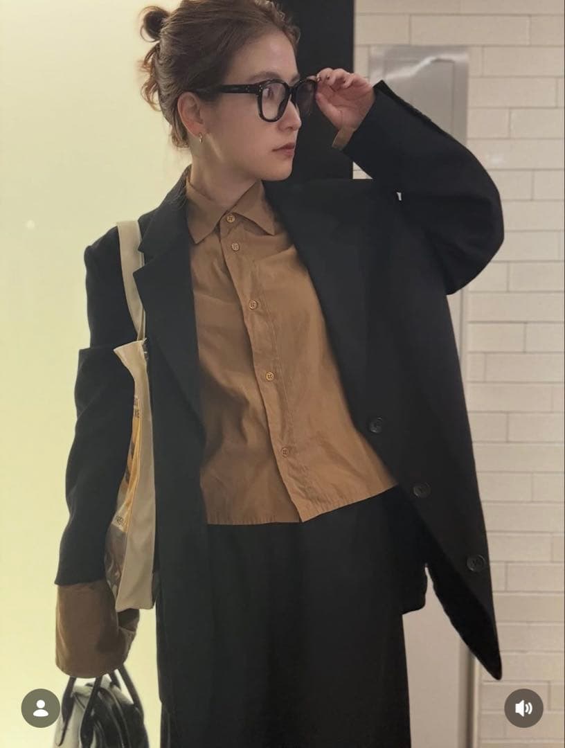 カレンソロジー　ウールギャバビッグジャケット　　ブラック