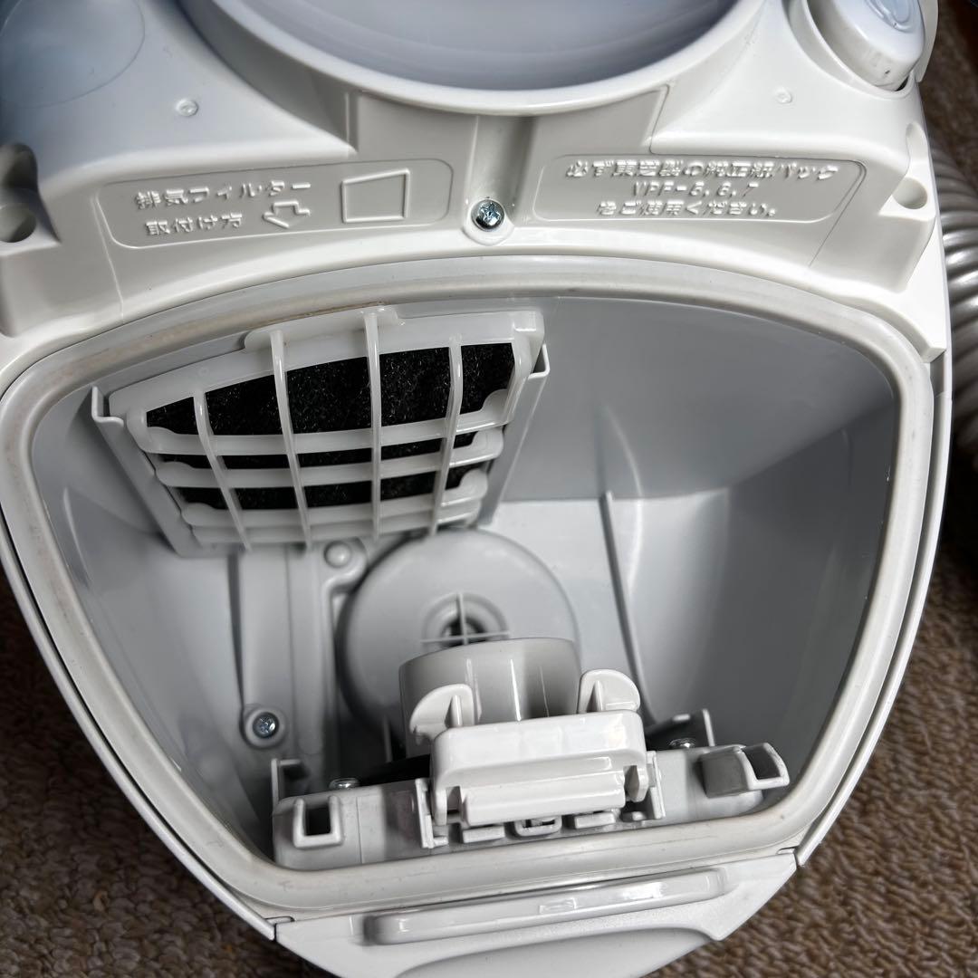 美品 TOSHIBA キャニスター掃除機　VC-PC6A