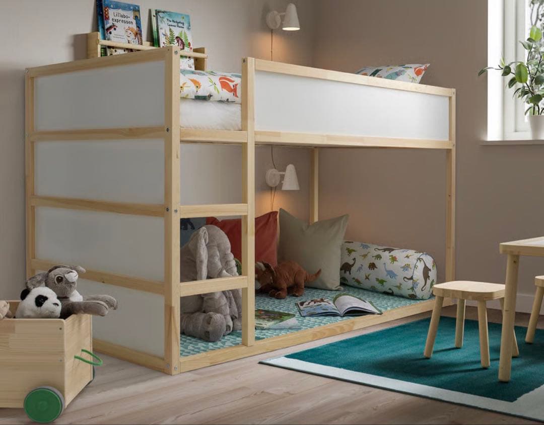 IKEA キューラ カラーは白青のリバーシブル