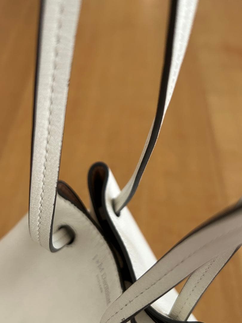 J&M DAVIDSON ミニ デイジー ウィズ スタッズ レザー バッグ