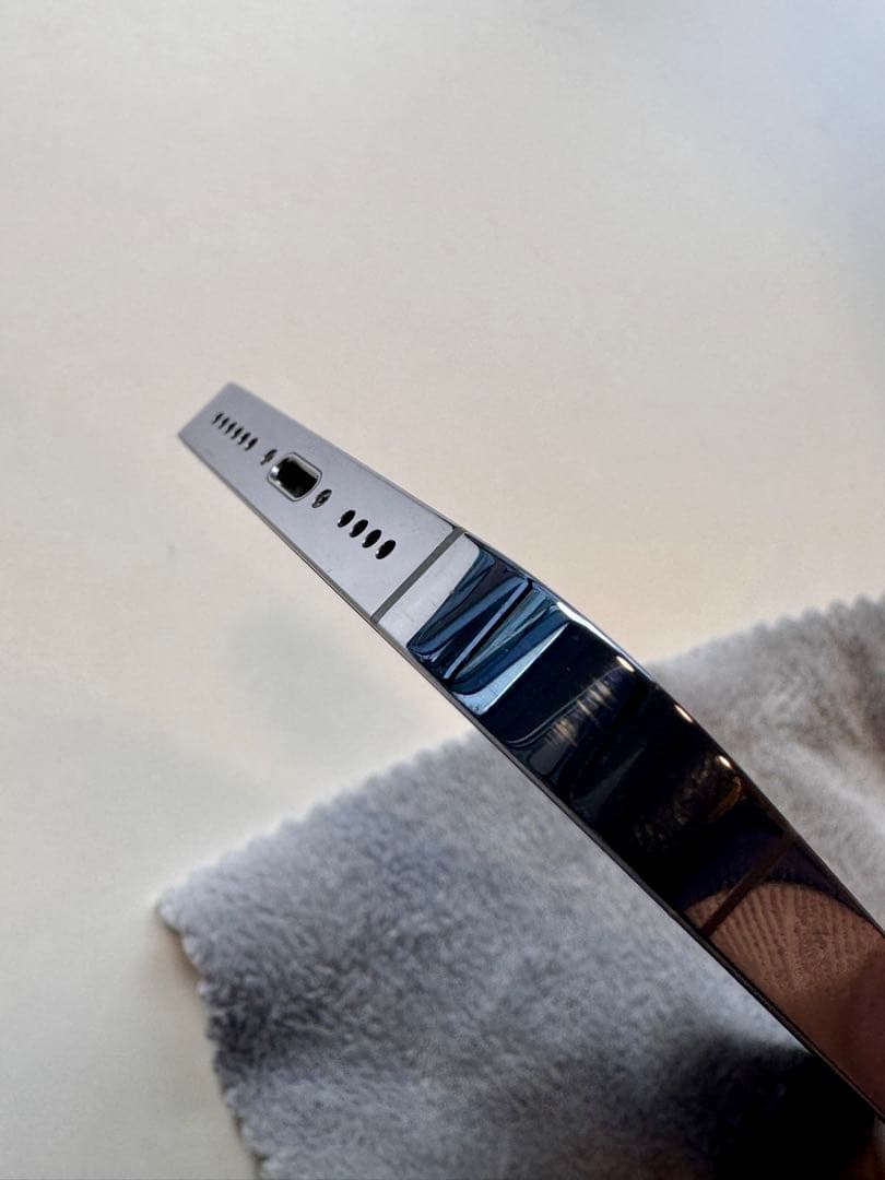 【超美品】iPhone 13 ProMax 256GB ブルーバッテリー100%