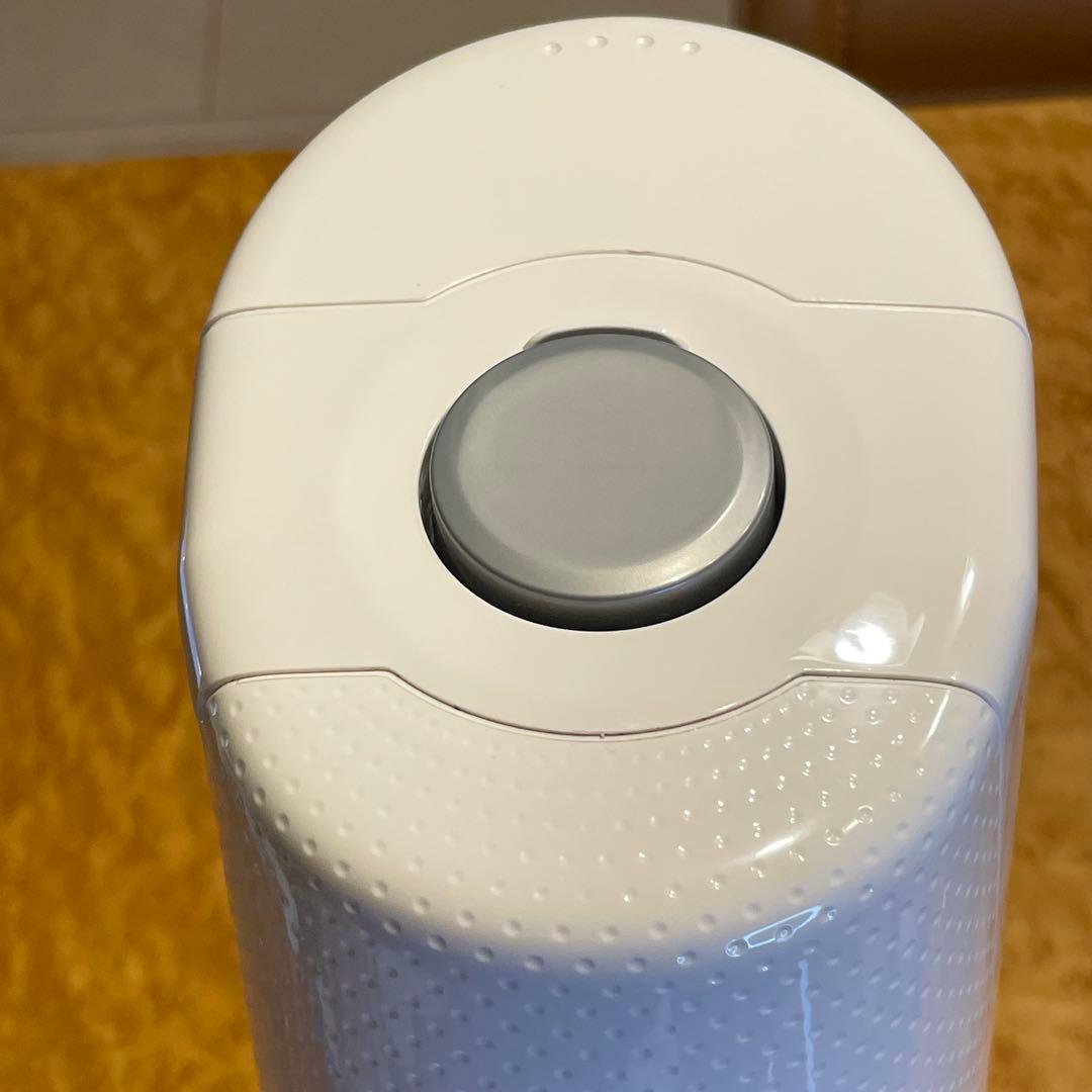 ソーダストリーム スピリット　ホワイト ガスシリンダー2本 専用1Lボトル1本