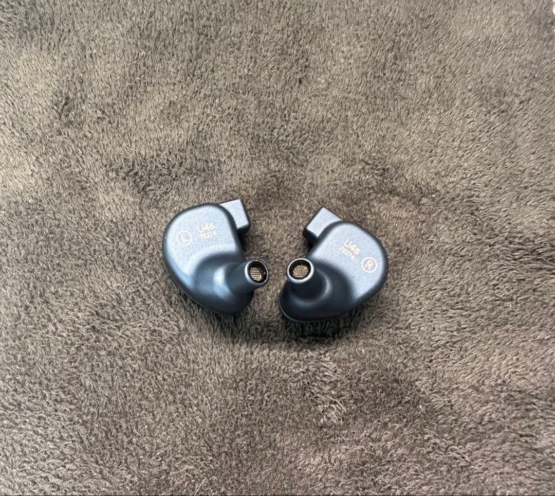 イヤホン 64 AUDIO U4s
