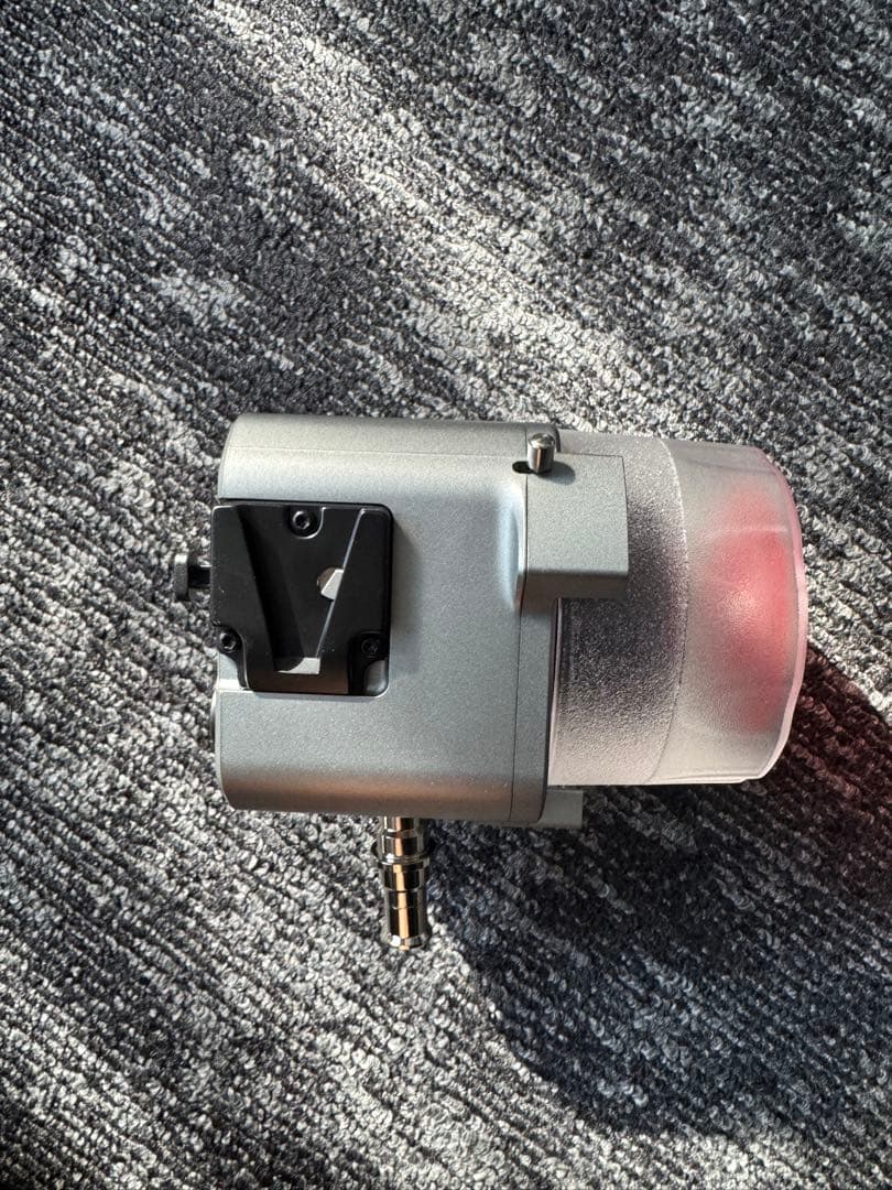 Amaran 60x S 65Wライト