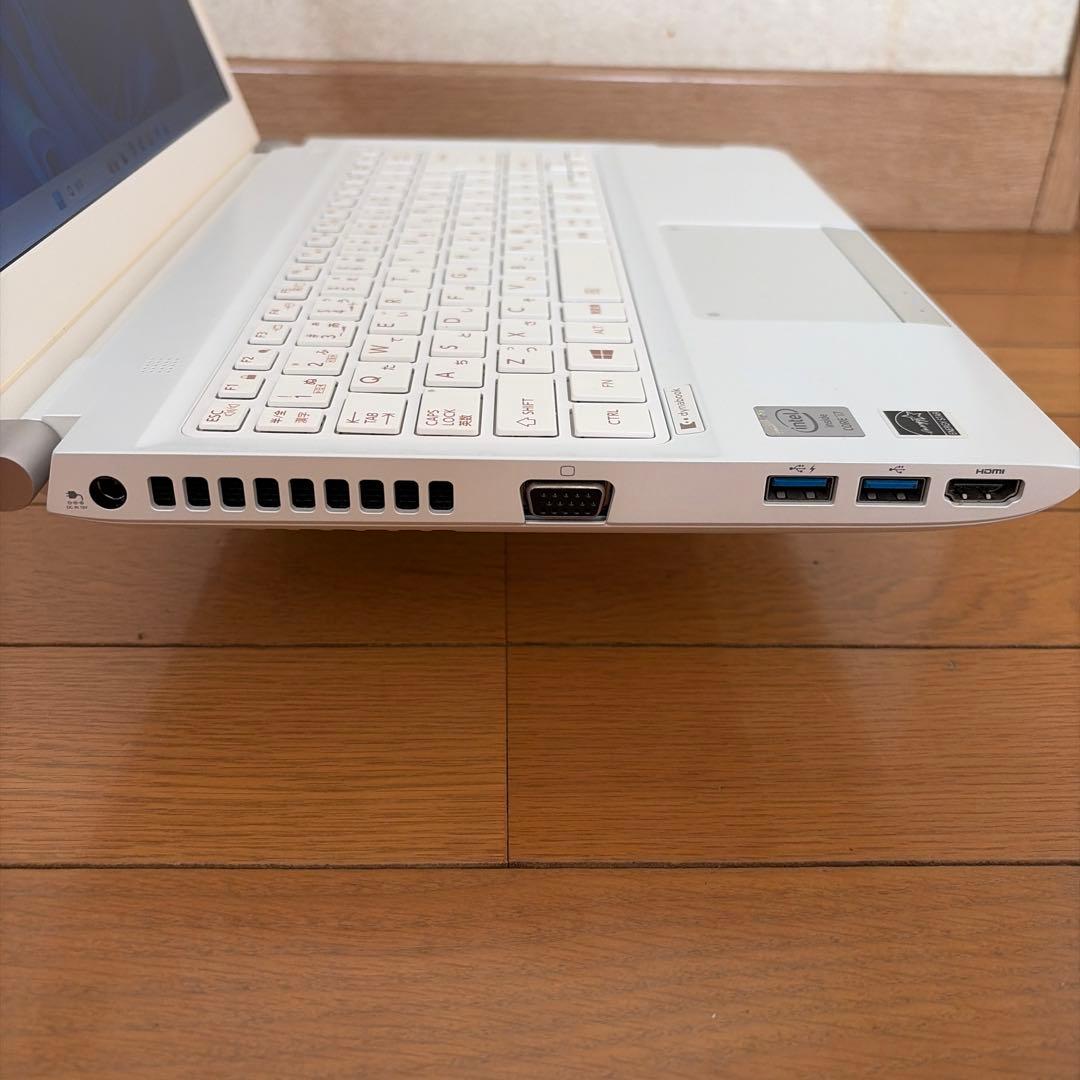 東芝 dynabook R734/37KW i7-4700MQ SSD