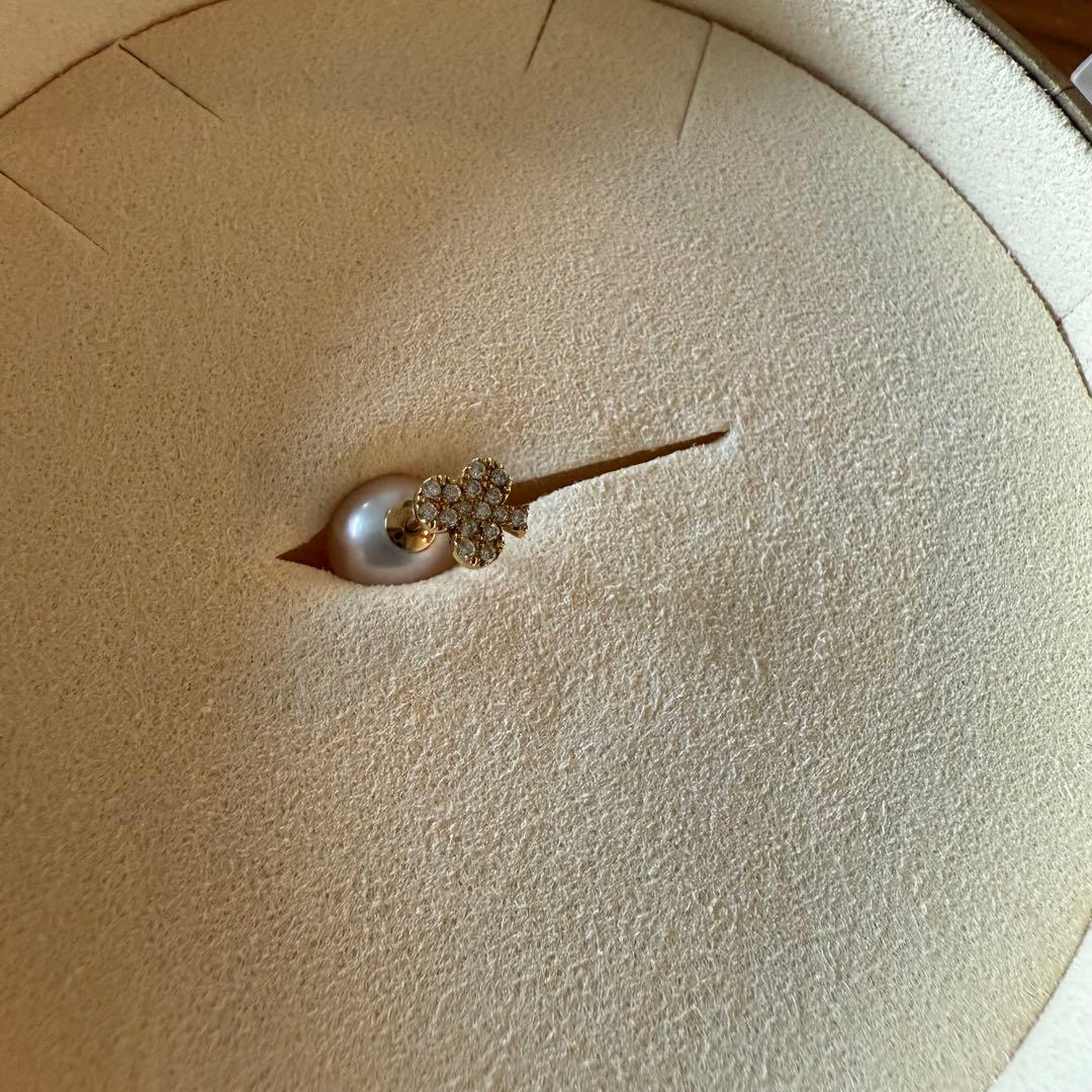 アーカー 18Kイエローゴールド/ダイヤ/アコヤパール マーチ（クラブ） ピアス