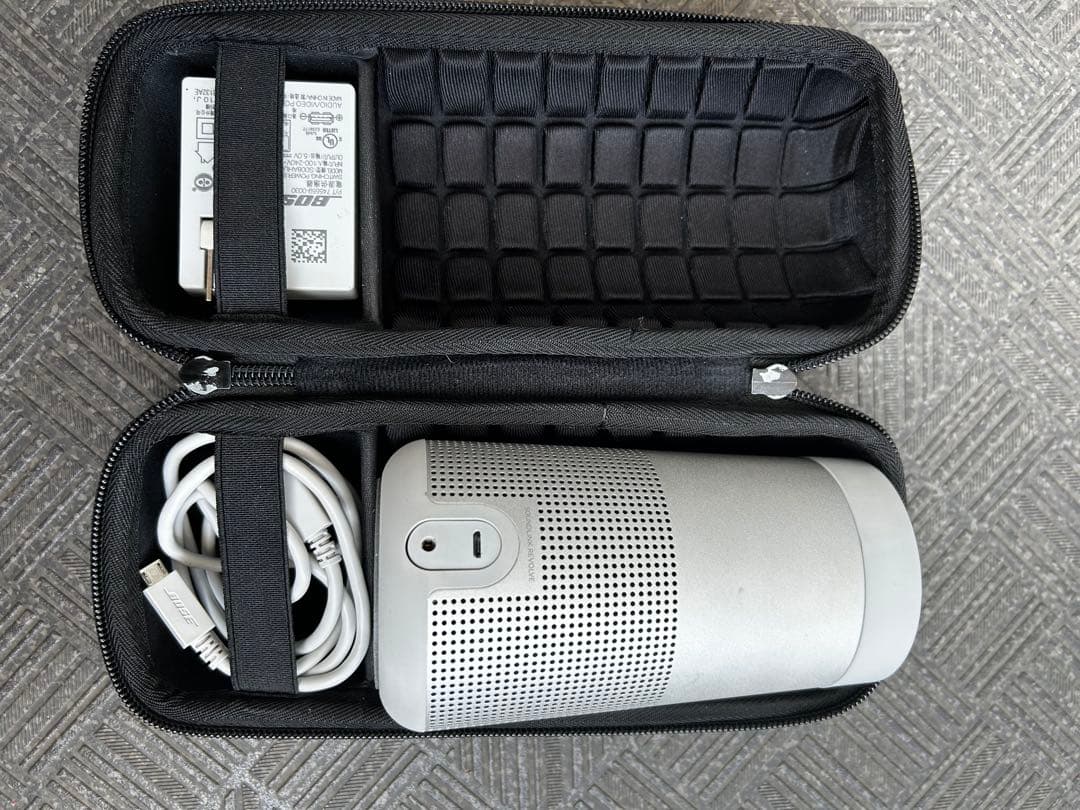 ⭐︎Bose SoundLink Revolve スピーカー シルバー ケース付き