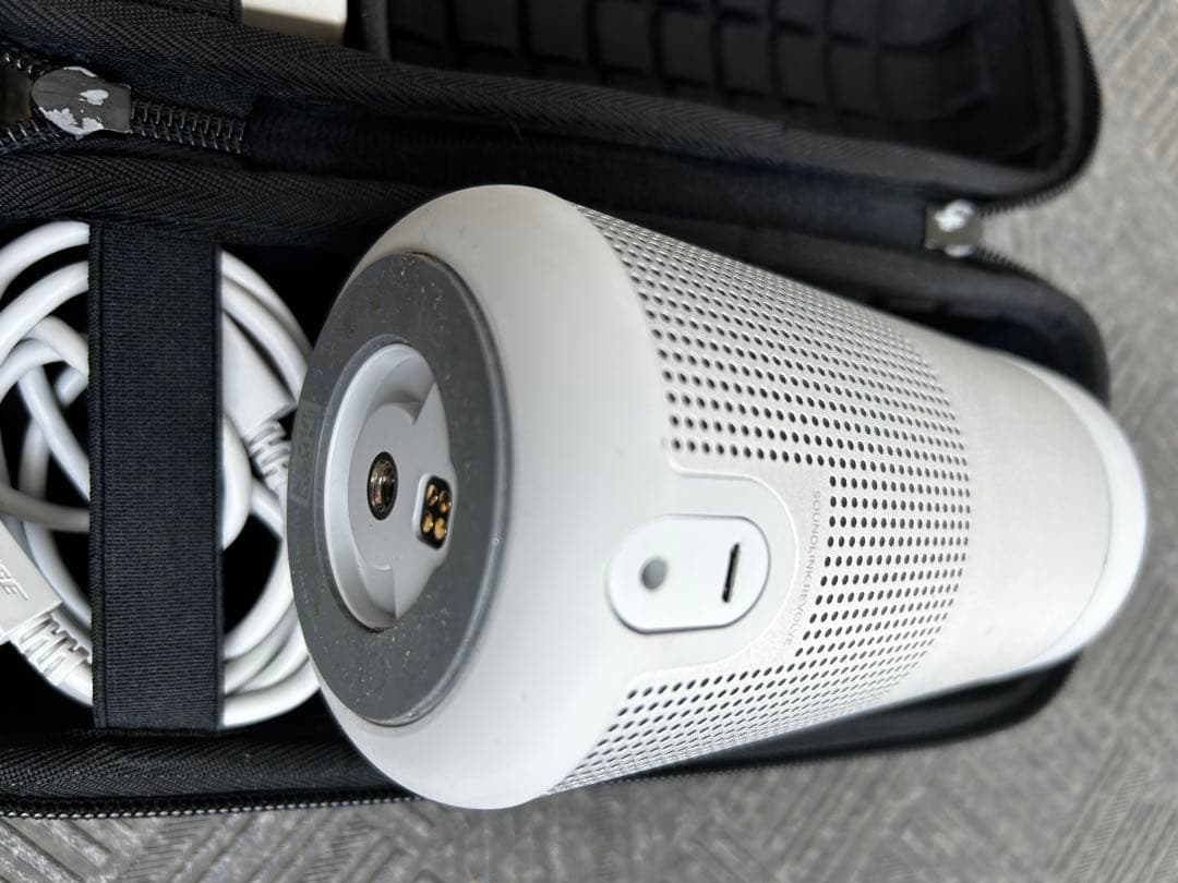 ⭐︎Bose SoundLink Revolve スピーカー シルバー ケース付き