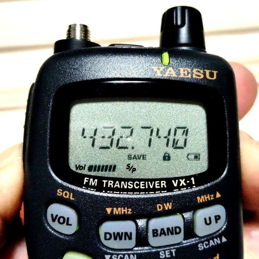 雷*丸様 ヤエスYAESU VX-1 FMトランシーバー