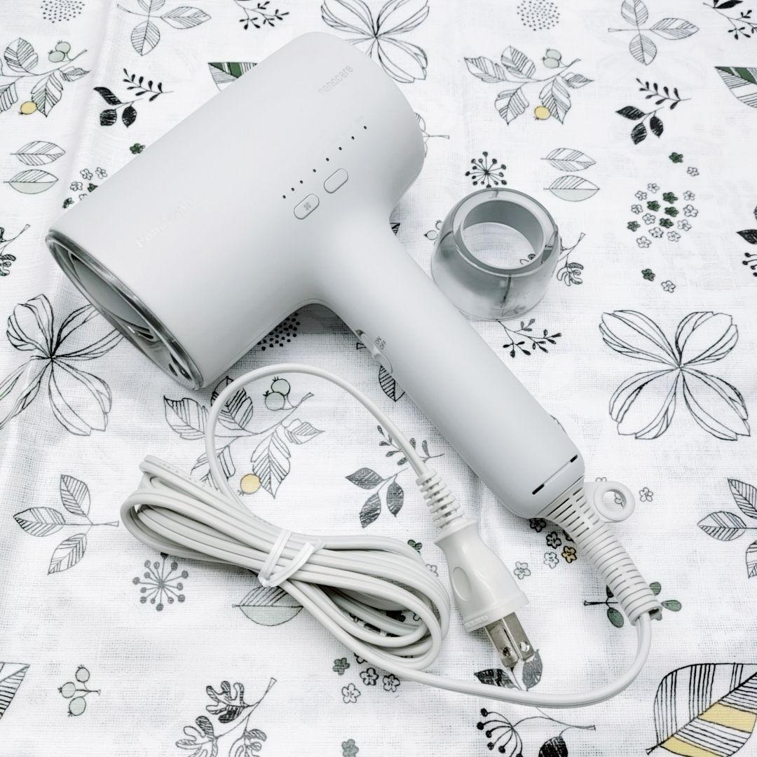 ほぼ未使用⭐️ノズル付きPanasonic ナノケア ドライヤー EH-NA0J