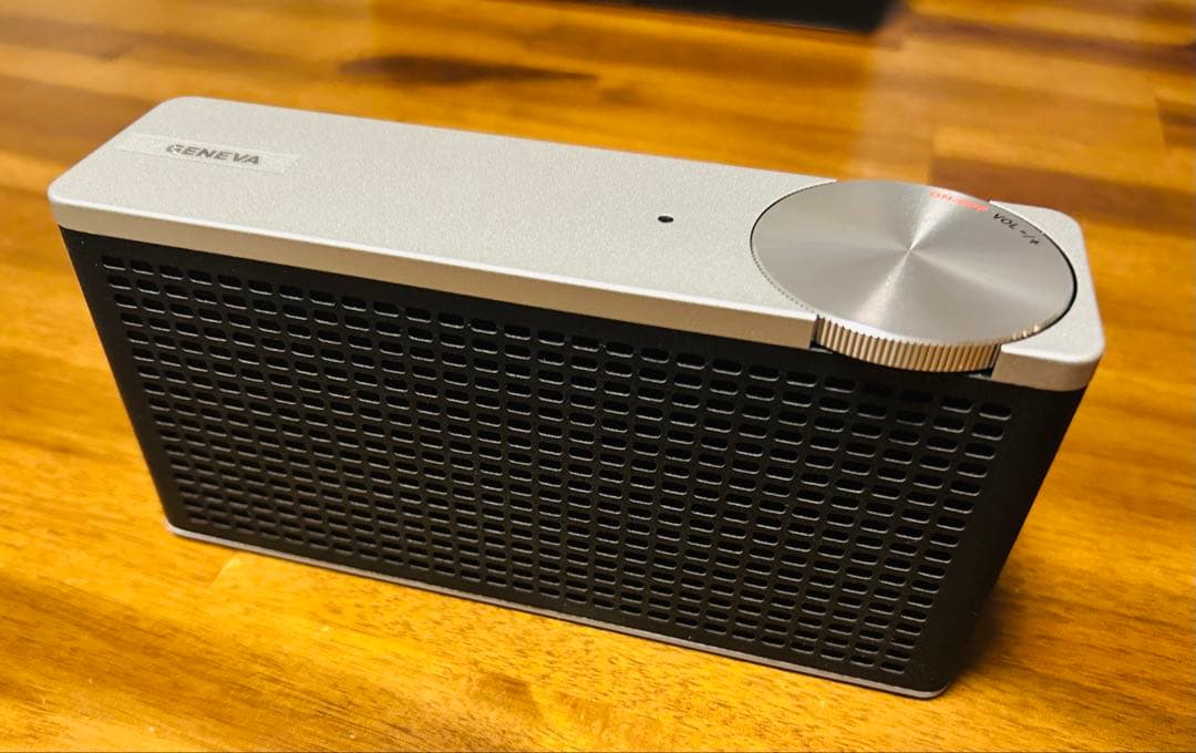 GENEVA Touring / XS ワイヤレススピーカー　定価20,350円