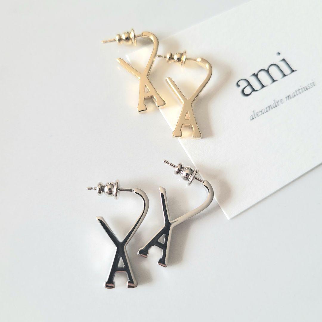 【新品未使用】AMI PARIS/ スモールフープピアス 両耳 GLD