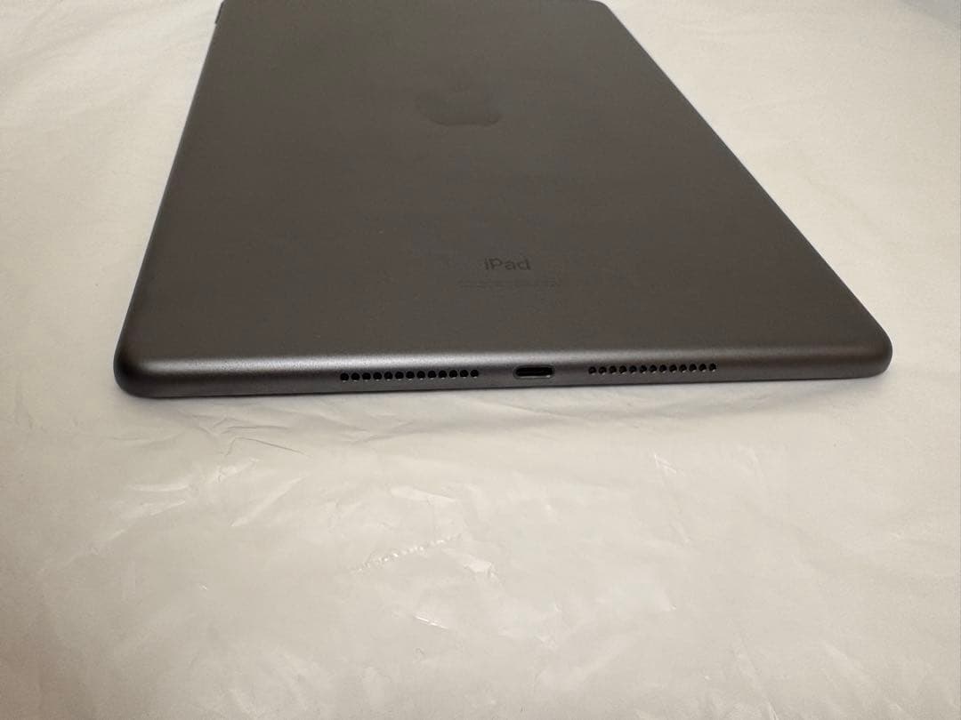 Apple iPad (第8世代) 10.2インチ 32GB