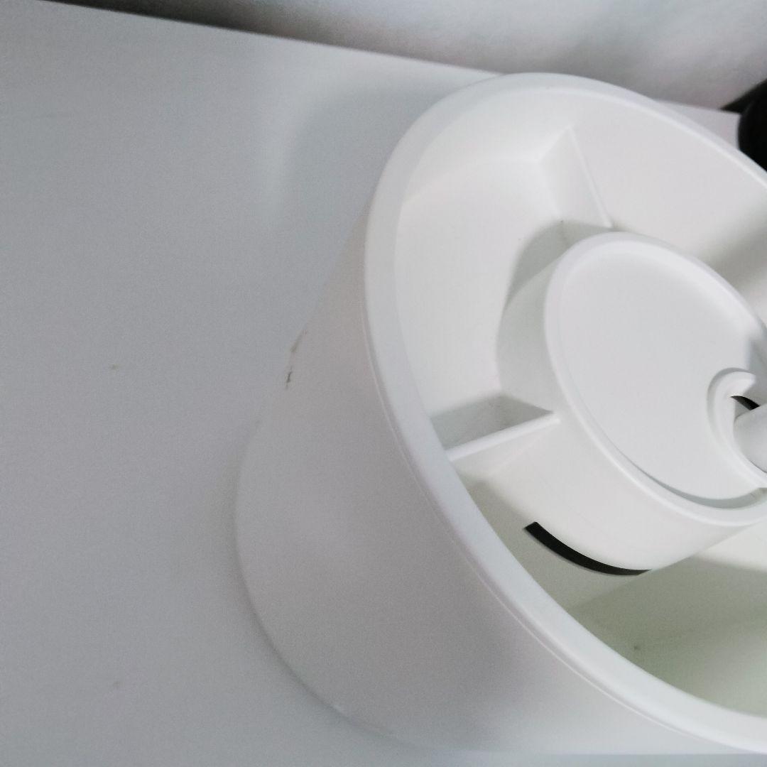 バルミューダ　デスクライト　ホワイト　 L01A-WH 655