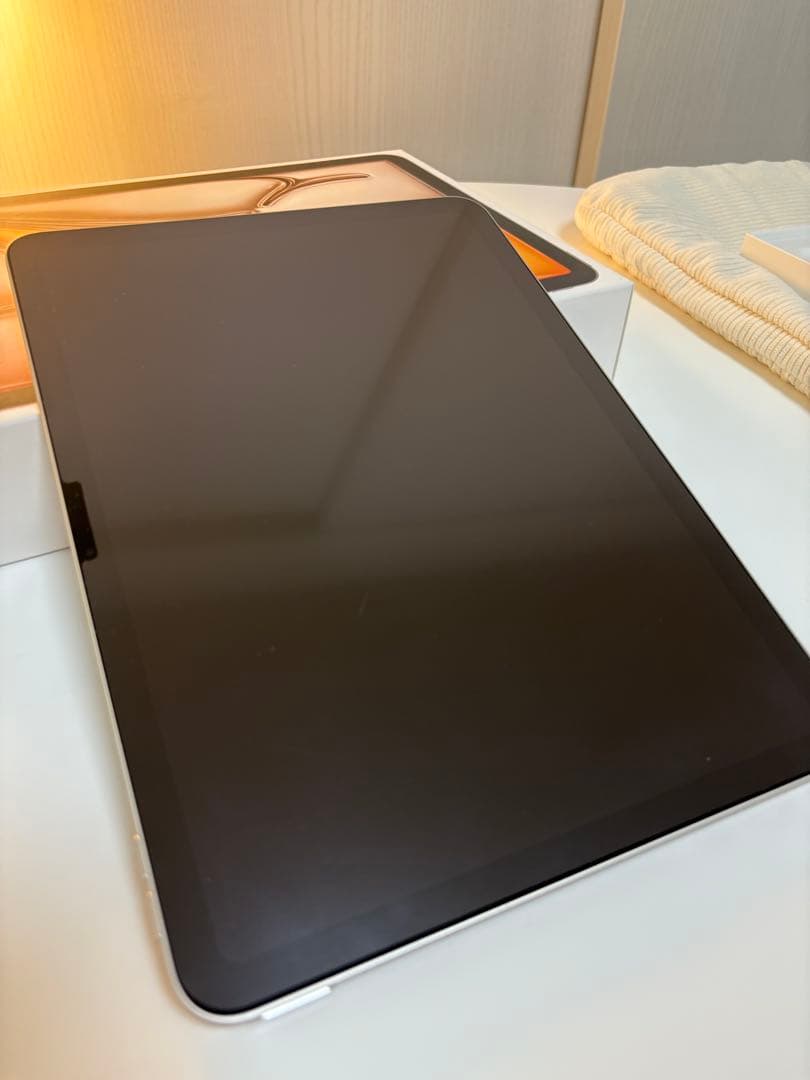 【売り切り価格】美品/256GB iPad Air 第6世代 M2 スターライト