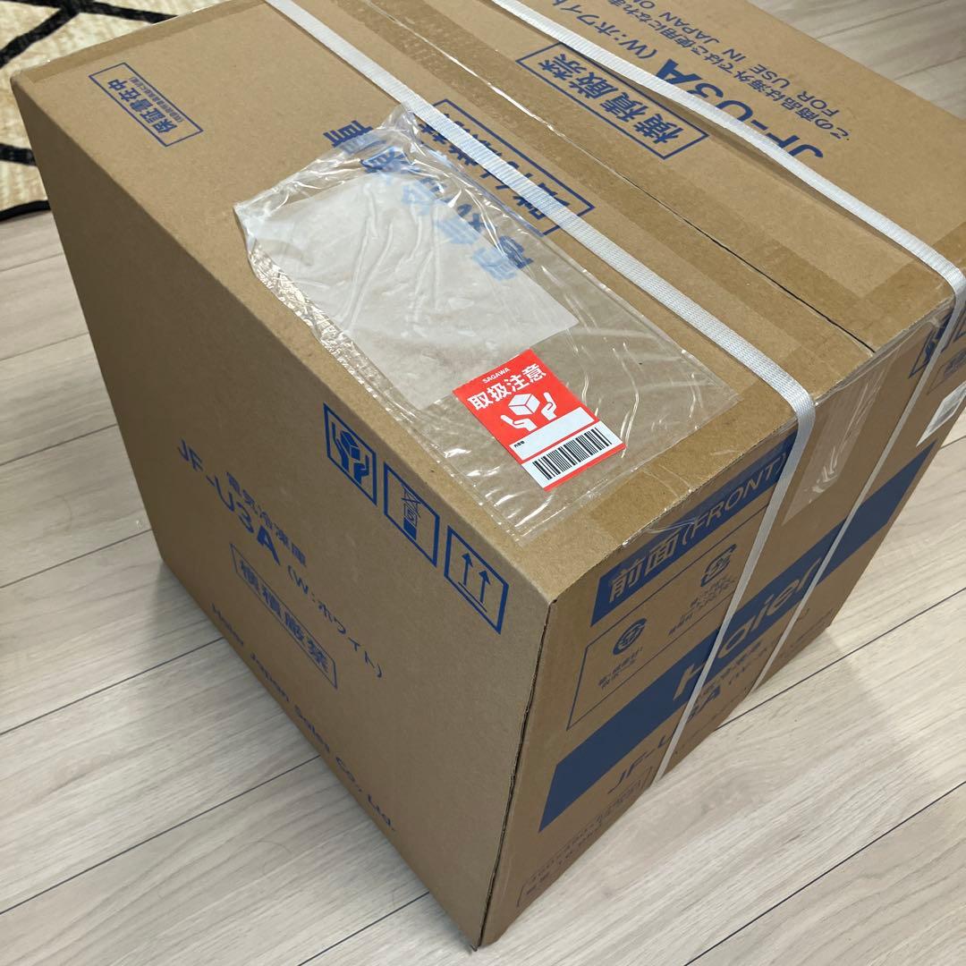 【新品未開封1台限り】小型冷凍庫３３L Haier JFU3Aホワイト