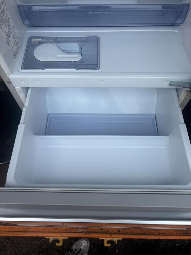 【美品】三菱ノンフロン冷蔵冷凍庫　2020年製　MR-CG33EE-S