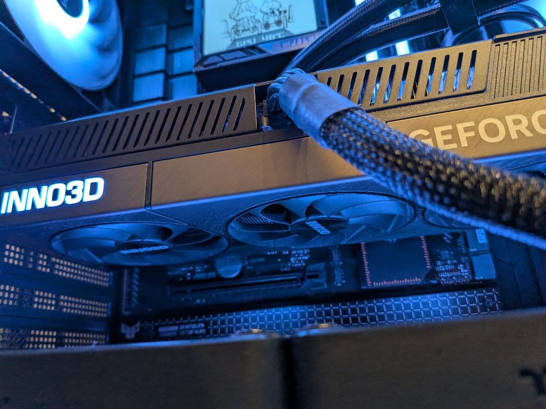 グラフィックボード・グラボ・ビデオカード INNO3D GeForce RTX 5080 X3 OC