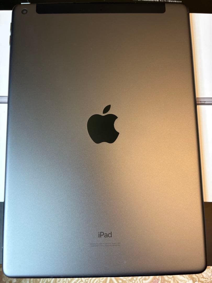 【早い者勝ち】iPad8 32GB SIMフリー