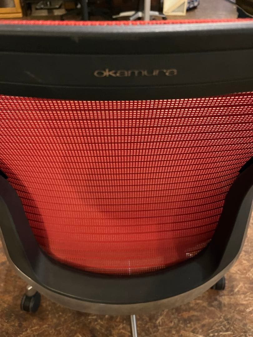 オカムラ コーラル ハイバック 背メッシュ レッド オフィスチェア