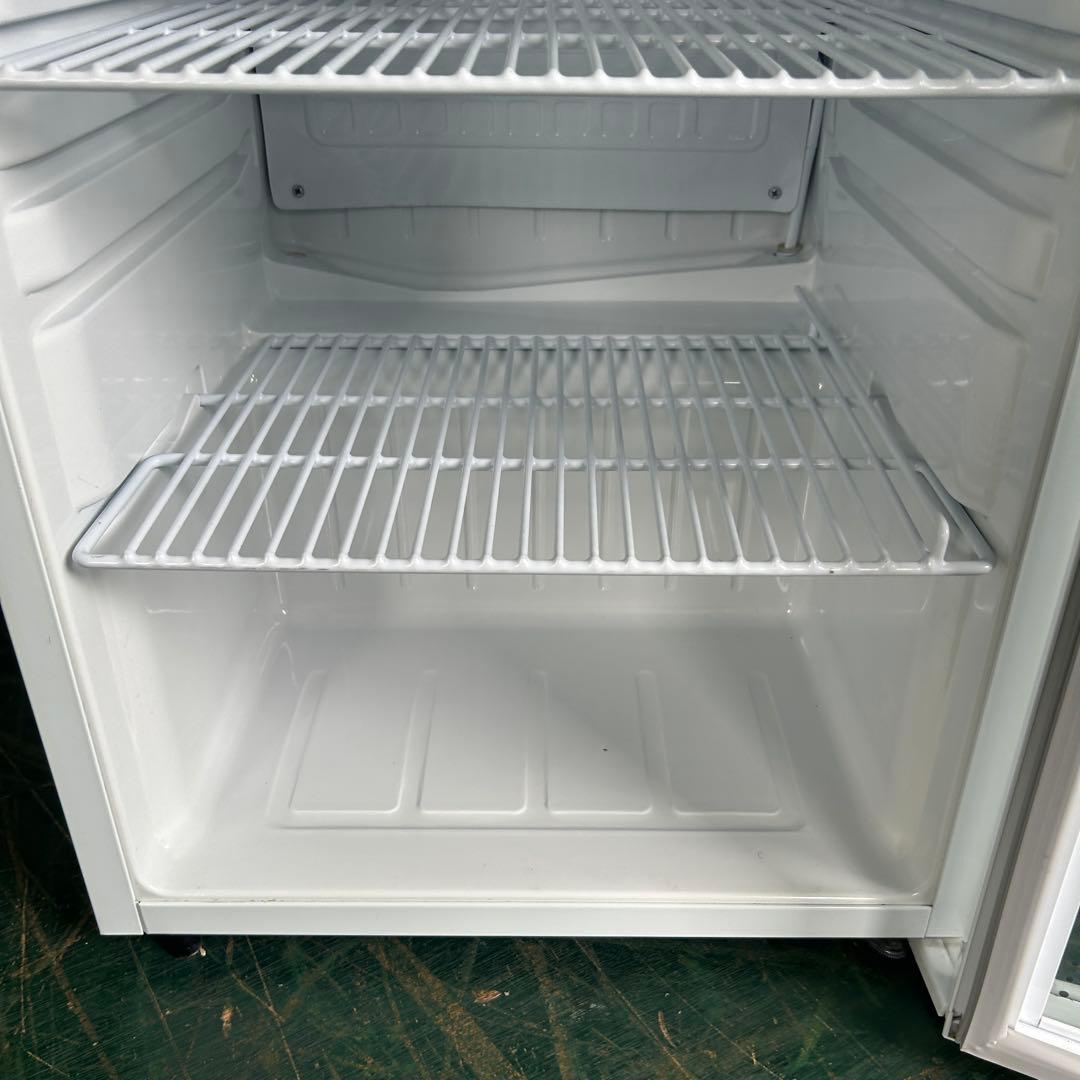 157業務用 冷蔵ショーケース オフィスコンビニ XW-105 左右開き 小型