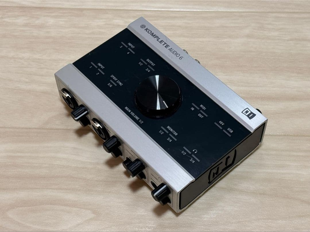 KOMPLETE AUDIO 6 動作確認済み