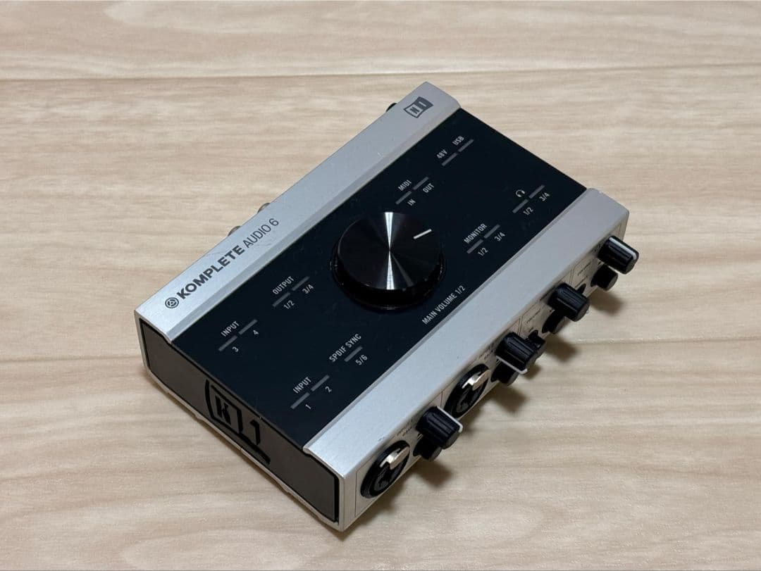 KOMPLETE AUDIO 6 動作確認済み