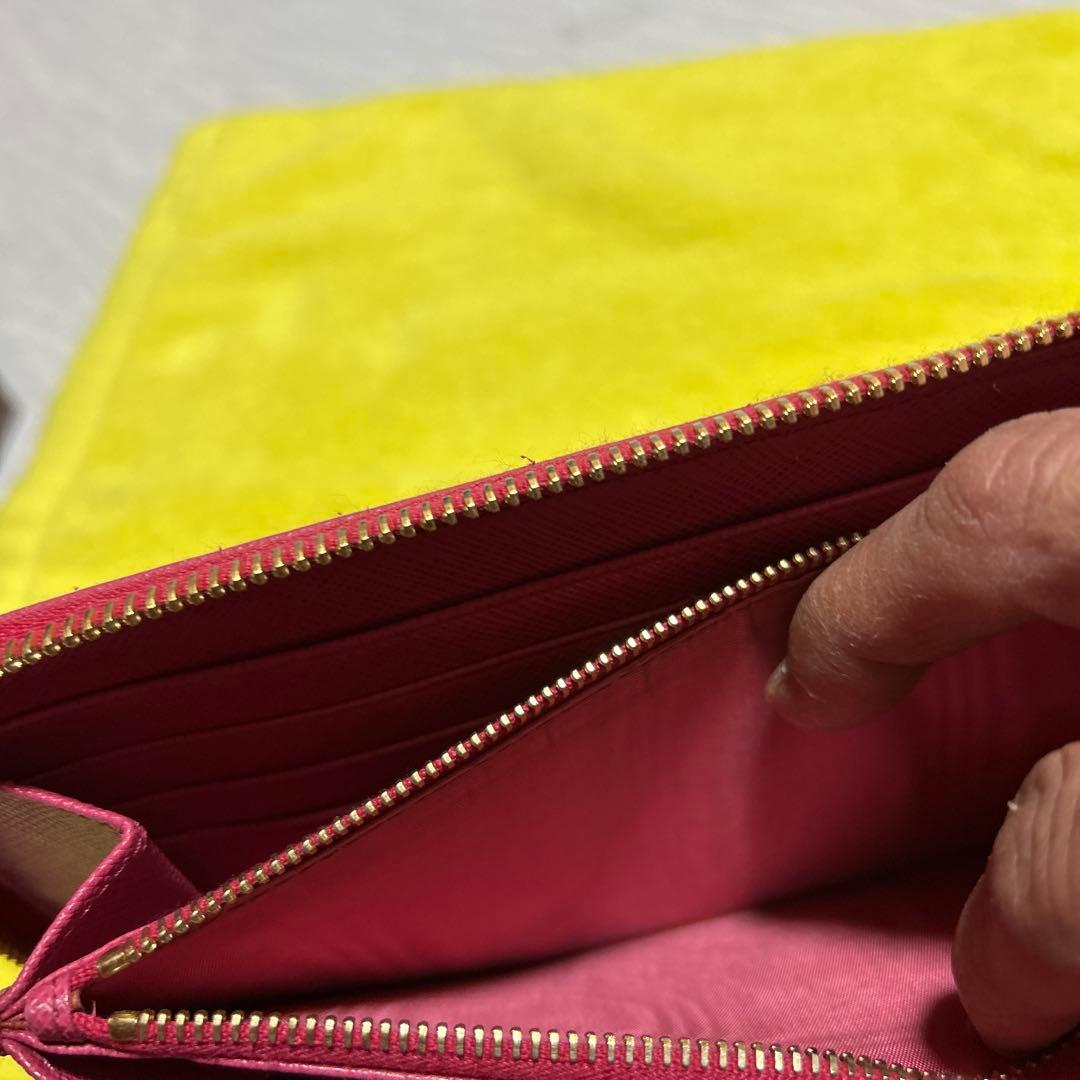 PRADA 長財布　サフィアーノ