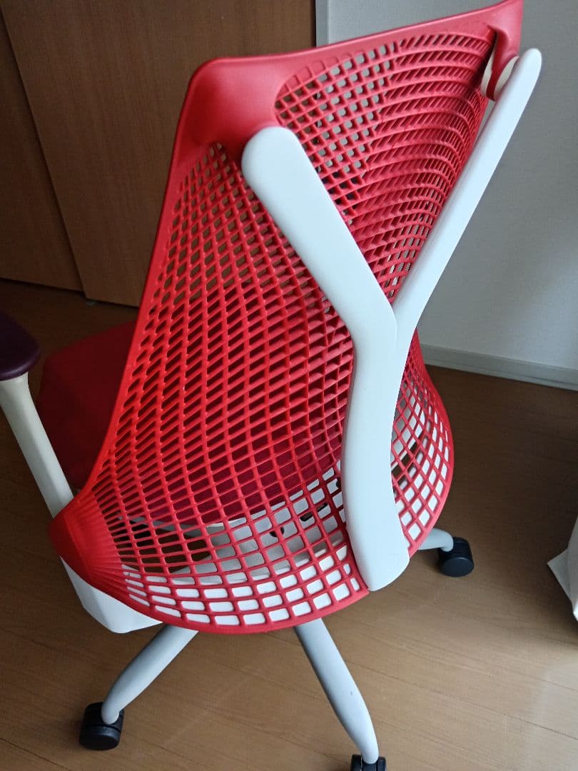 （最終値下げ） Herman Millerセイルチェア 　ホワイト＆レッド