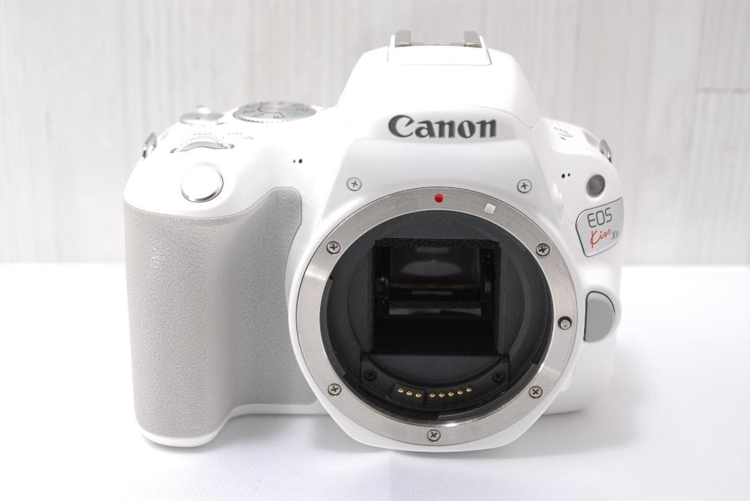 ✨人気色ホワイト✨Canon Kiss X9 スマホ転送 収納バッグ付き❤️