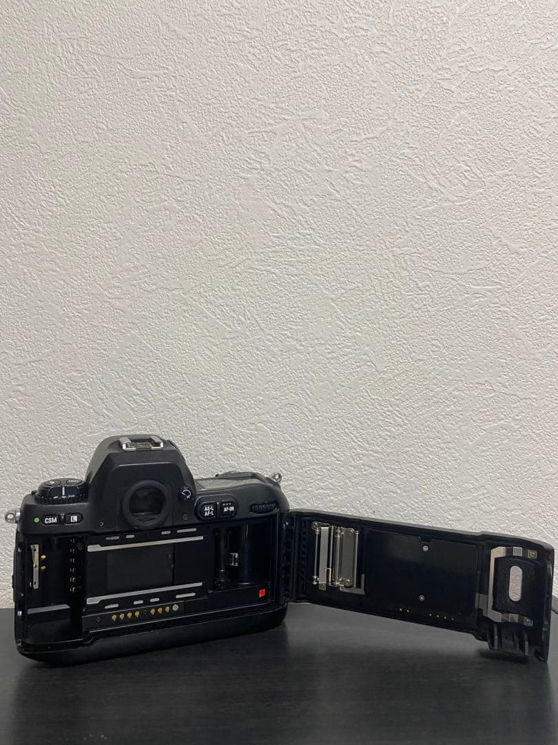 ニコン　Nikon F100 ボディ