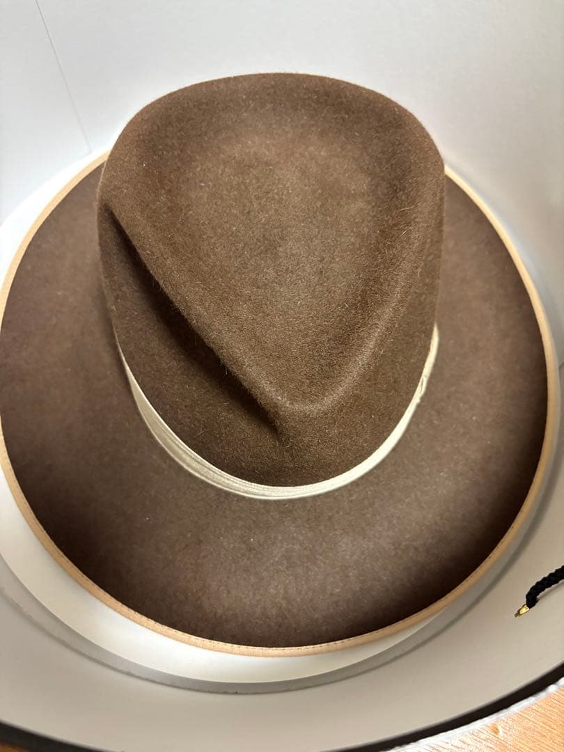 THE FAT HATTER ハット