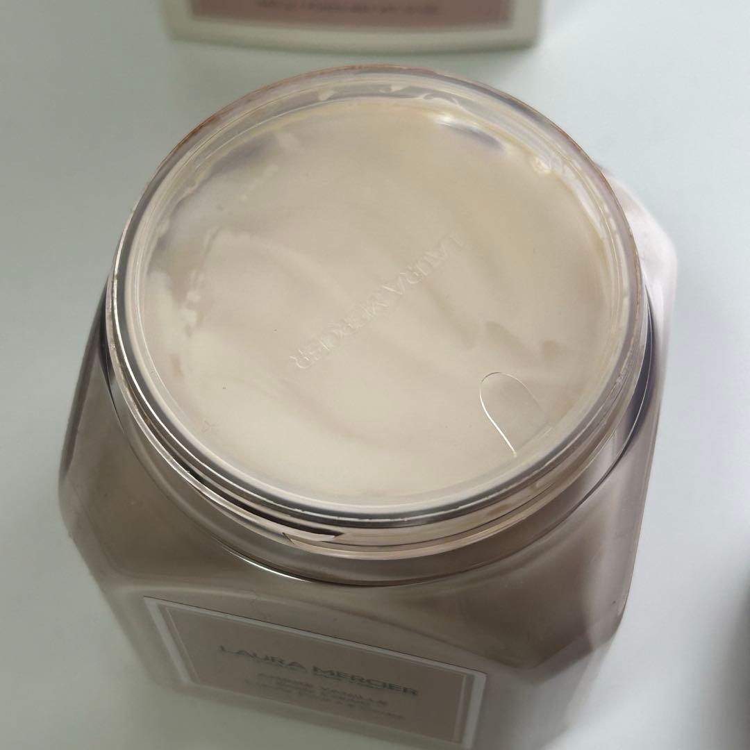 【生産終了】ローラメルシエ アンバーバニラ ボディクリーム 340g 箱付き