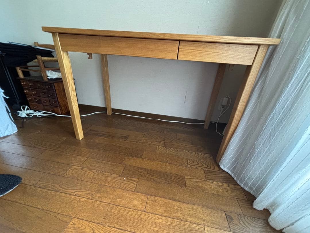 無印良品のシンプル学習机！