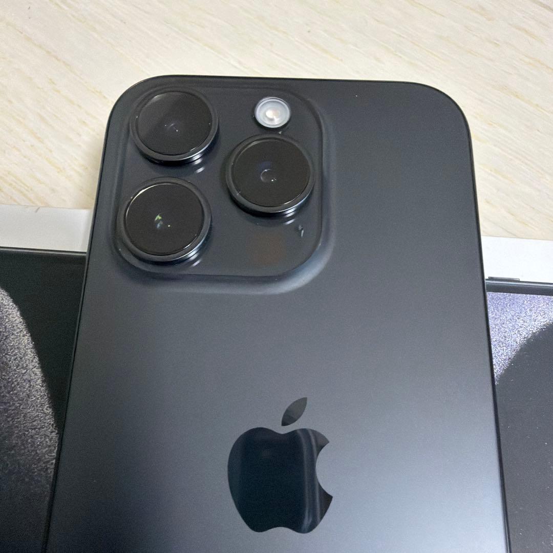 スマートフォン本体 iPhone15 Pro