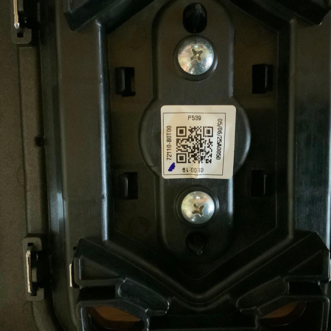 スズキ フロントグリル 72716-81000 ジムニーノマド純正