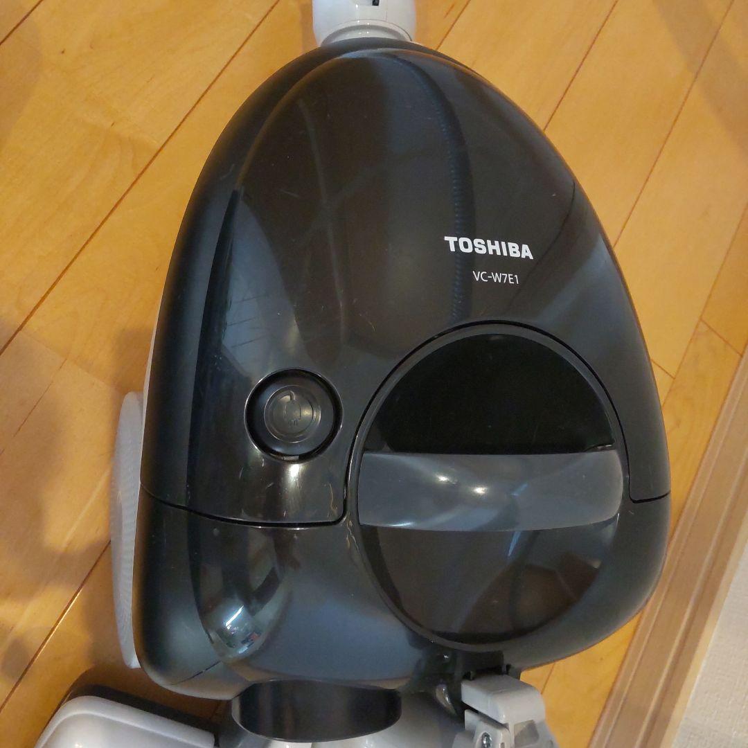 【TOSHIBA】紙パック式クリーナー 掃除機 VC-W7E1(K)2018年製