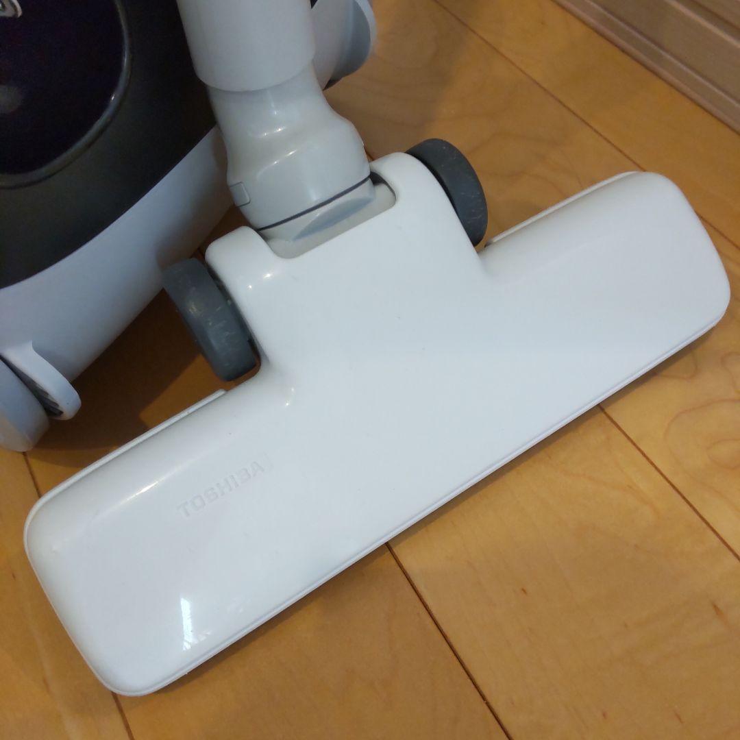 【TOSHIBA】紙パック式クリーナー 掃除機 VC-W7E1(K)2018年製