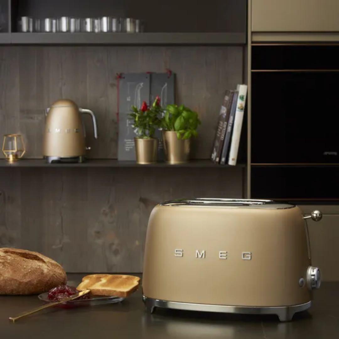 【新品未使用】SMEG スメッグ トースター (シャンパンマット)