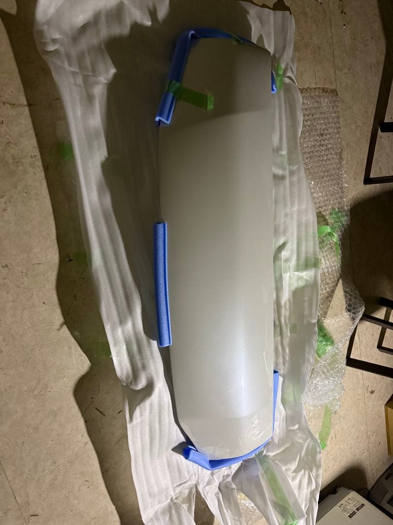 ハイエースワゴン　バッドフェイスボンネット