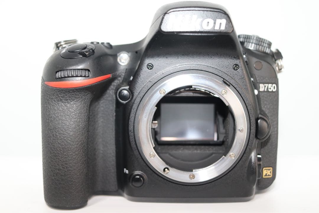 【NIKON】D750 + 28-200mm タムロン レンズセット ニコン