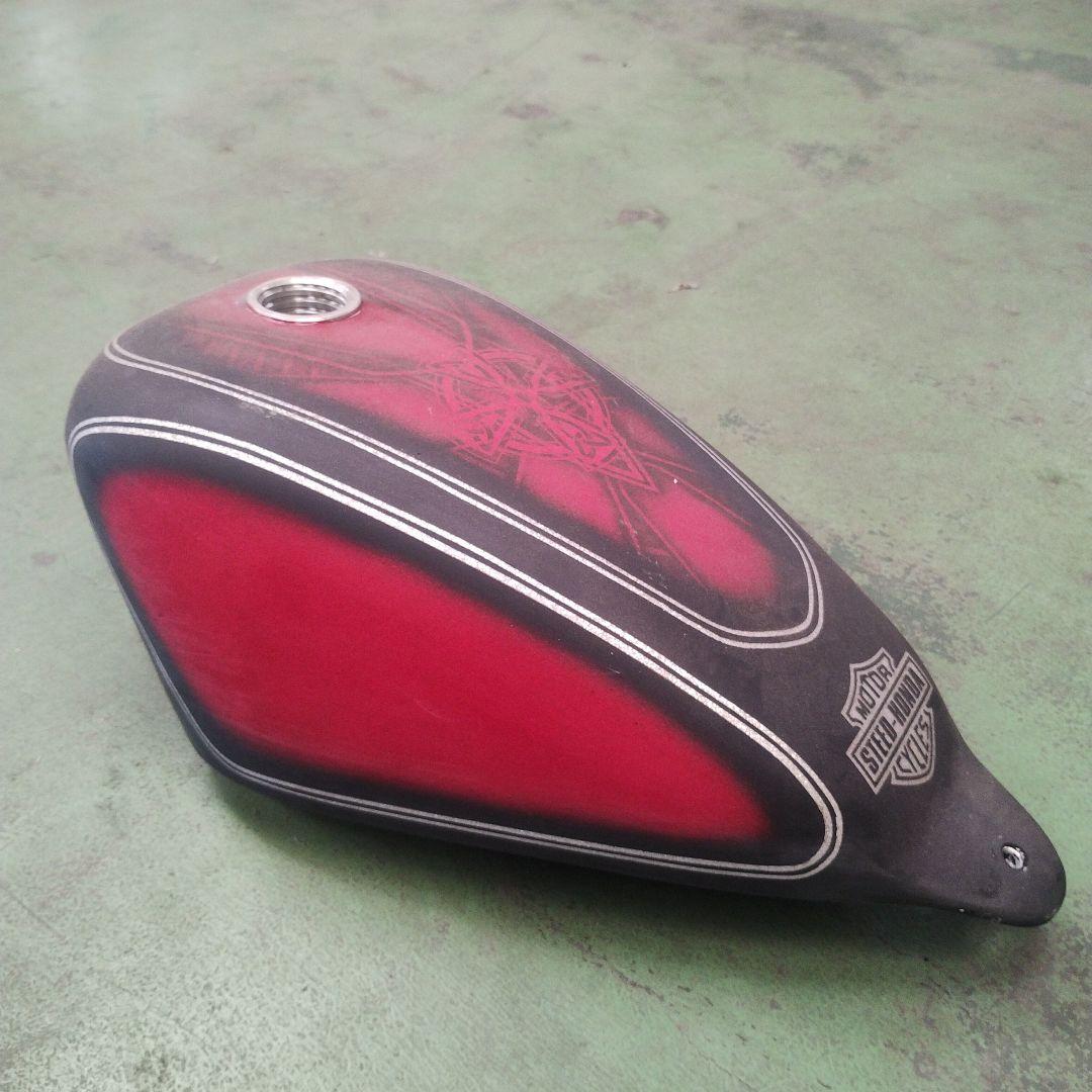 スティード400 ガレージt＆f製 FRPスポーツスタータイプタンク。