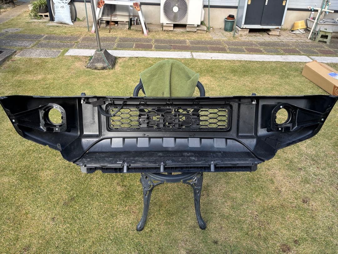 ジムニー　JB64 新車外し　純正　 フロントバンパー メッシュグリル