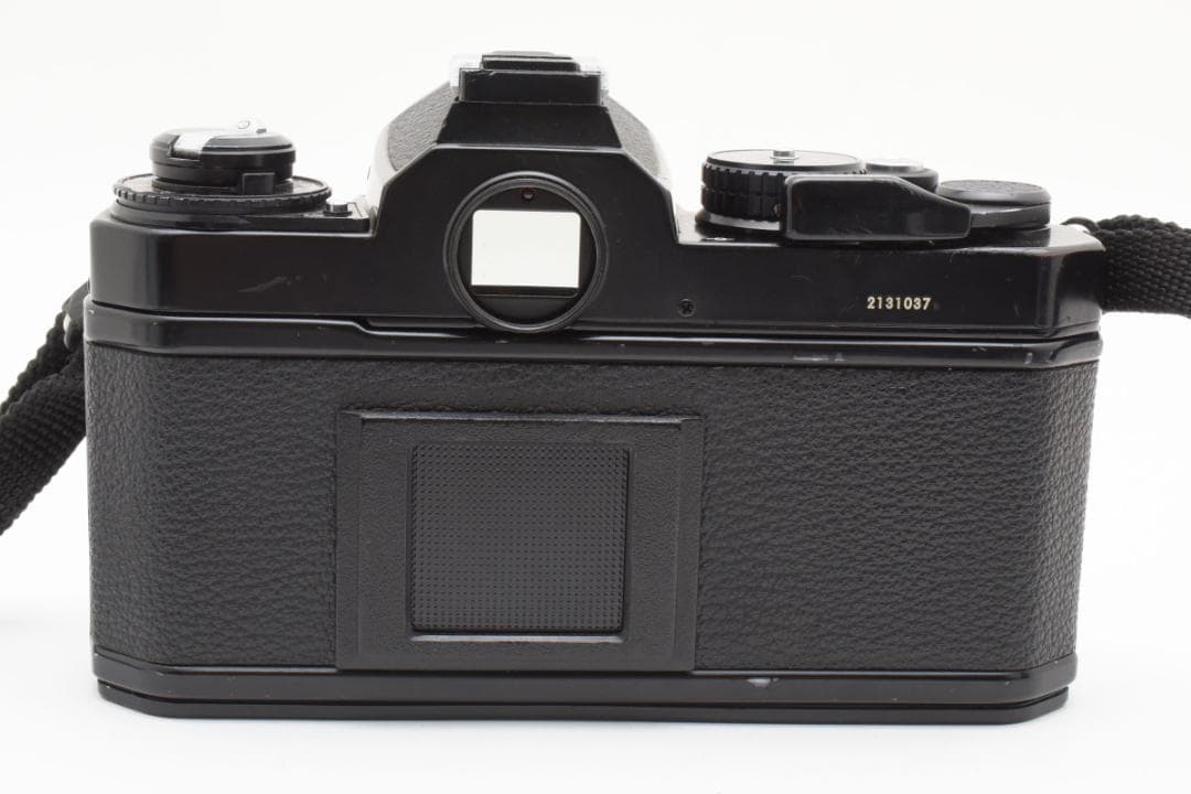 超美品 NIKON FE2 ブラック　フィルムカメラ　モルト新品交換済 M245