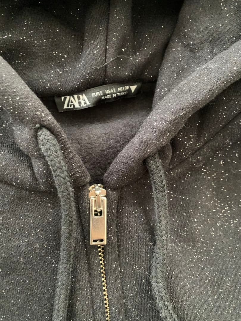 ZARA グリッタースウェットシャツ