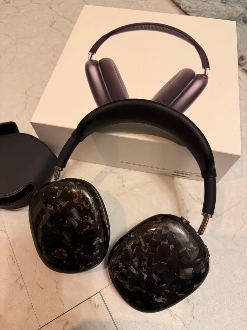 AirPods Max ブラック 動作確認済み 美品　カーボンケース付き