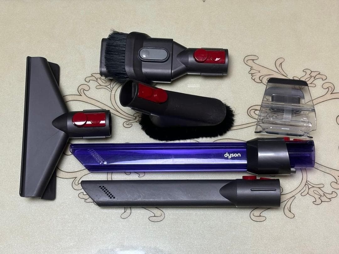 Dyson SV18 コードレス掃除機　純正充電スタンド　先細LED付き