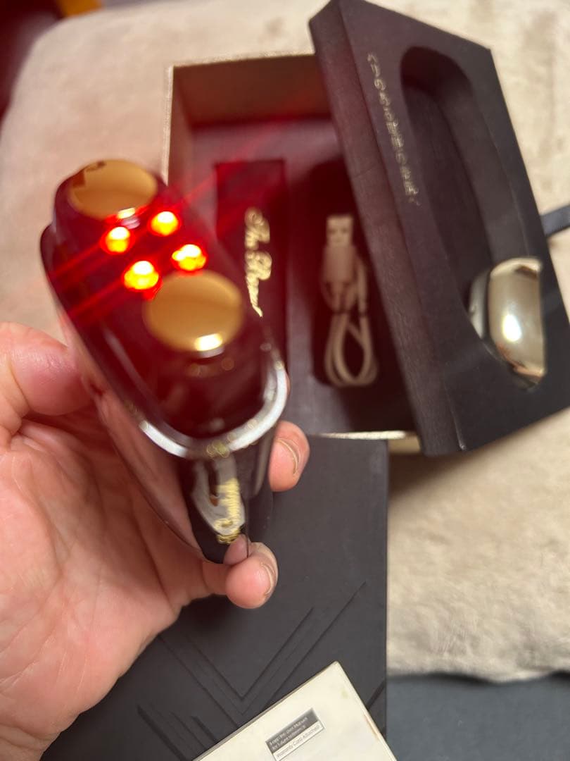 The Beautools FacePump Premium 美顔器