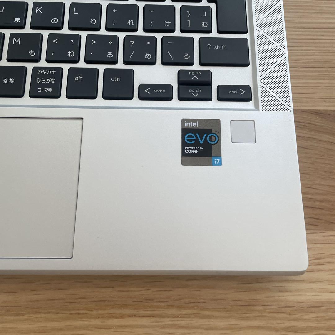 【極美品】HP EliteBook i7 2023年製 メモリ16 SSD512